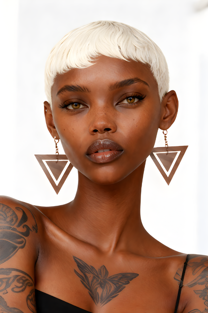 Traingle Down Walnut Earring